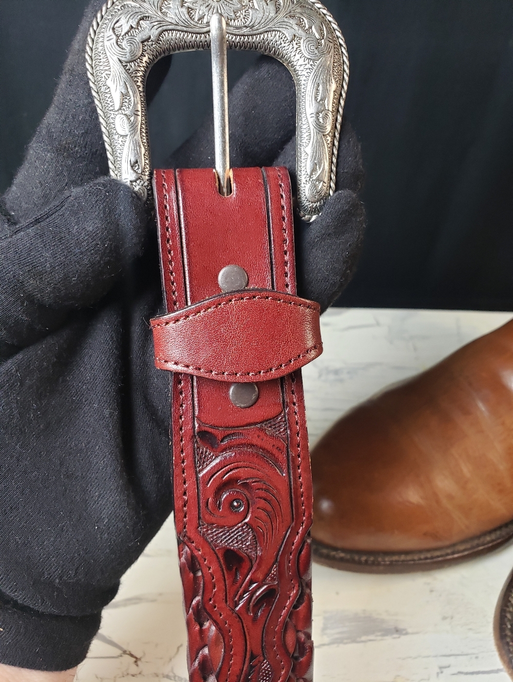 Nocona Hand-Tooled Cowboy Belt style A 542 in Deep Mahogany - size 36 - Picture 9 of 16